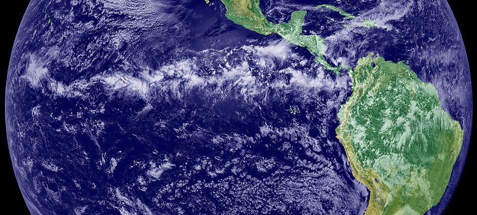 File:IntertropicalConvergenceZone-EO.jpg