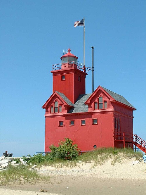 File:Holland Harbor Lighthouse.jpg