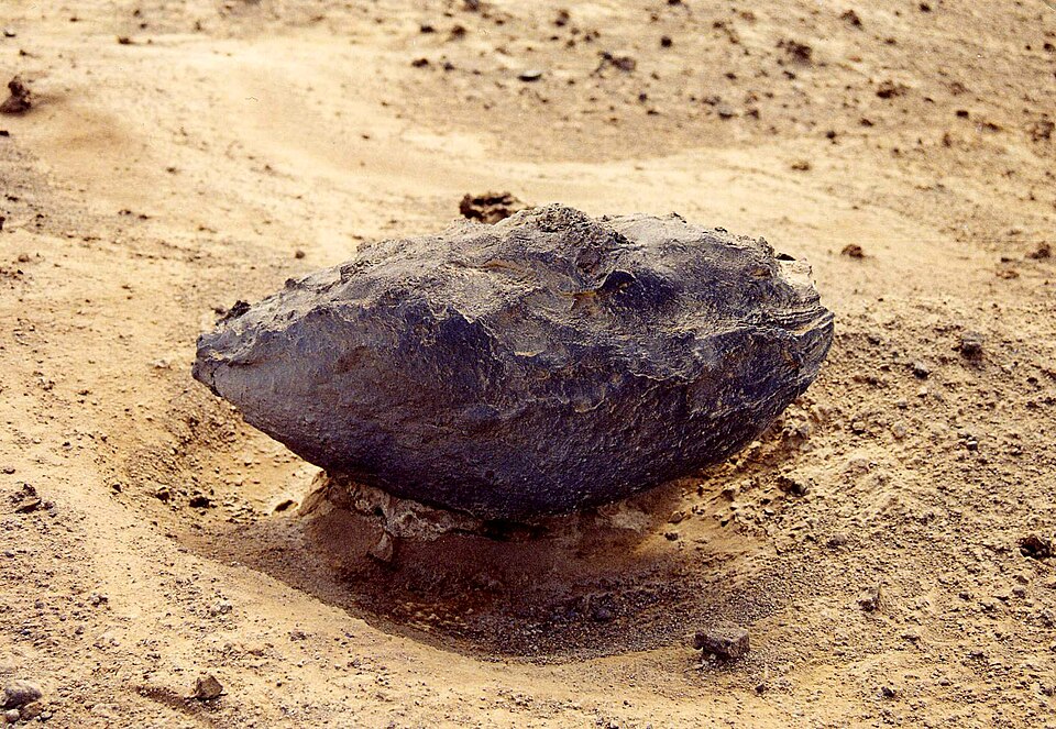 File:Lava-bomb-01.jpg