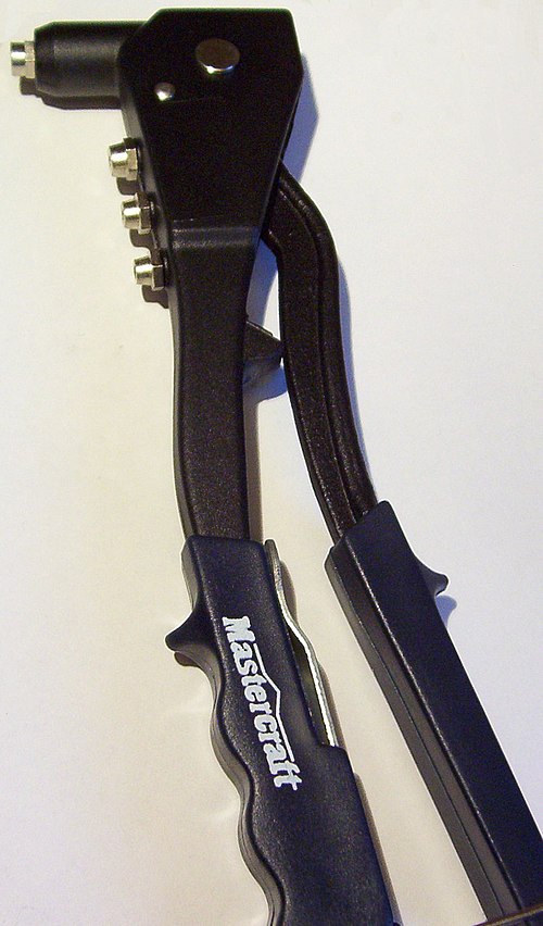File:Blindrivettool.jpg