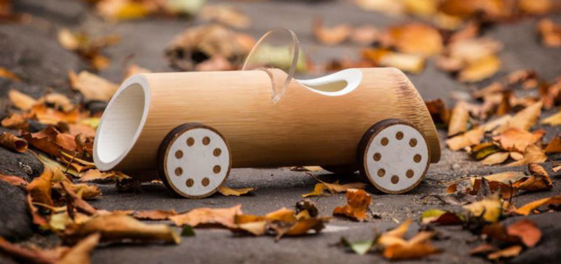 File:Bamboo toy car.png